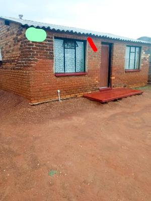 House For Sale in Sebokeng Unit 7, Sebokeng